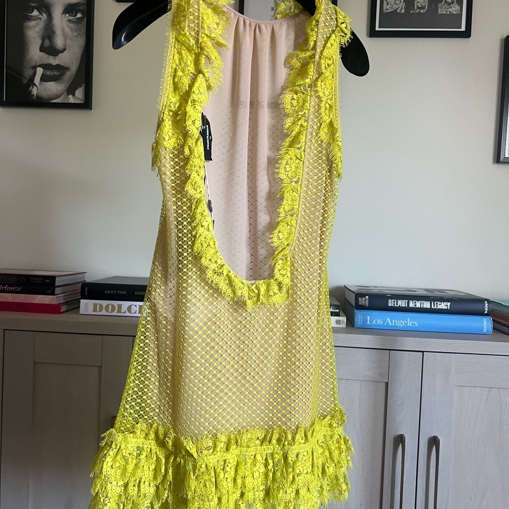 Dsquared2 Lace Open Back Mini Dress Yellow NWT size small made in Italy coquette